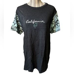 California Graphic Tee Large Dark Grey Camouflage Short Sleeves WXYZ Cotton Poly